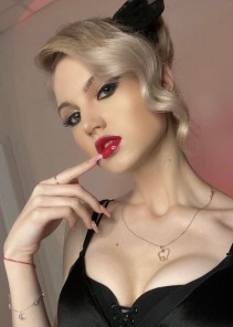 Фото проститутки Женечка №4 в городе Нижний Тагил